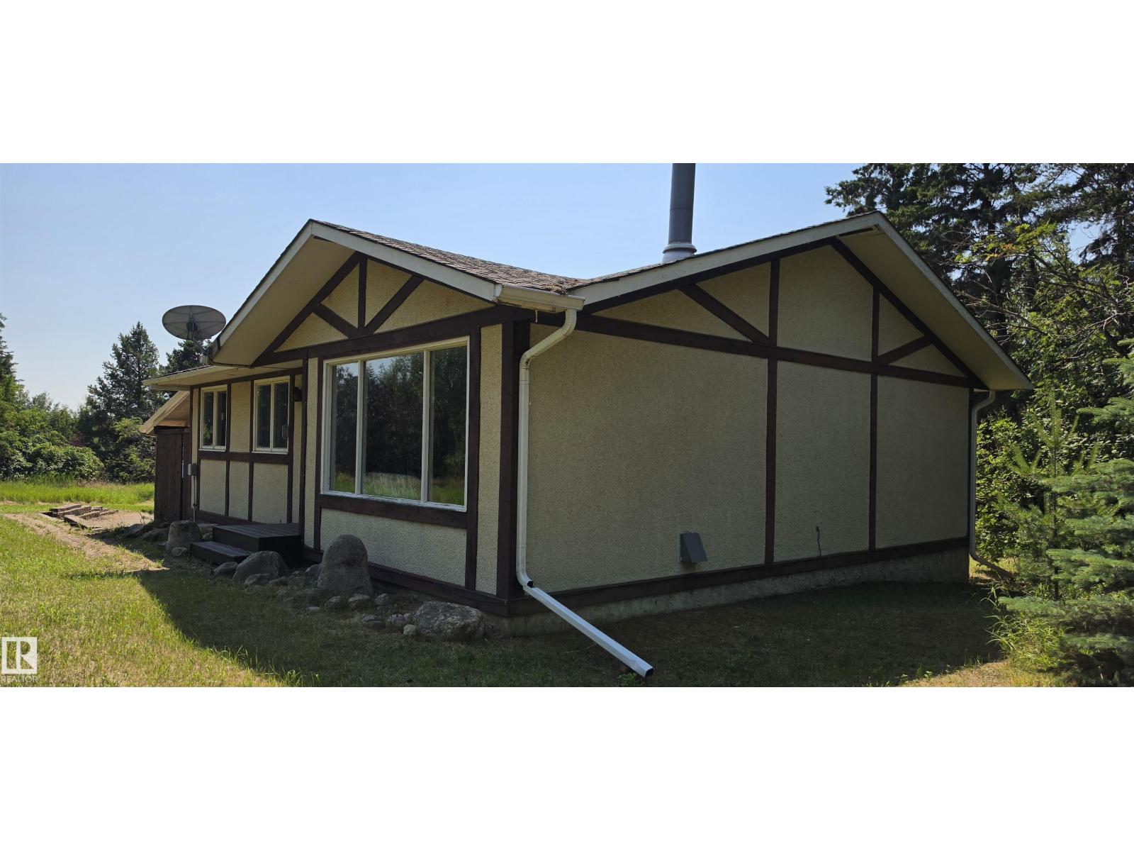 27208 Twp Road 522, Rural Parkland County, Alberta  T6X 3R6 - Photo 8 - E4499599