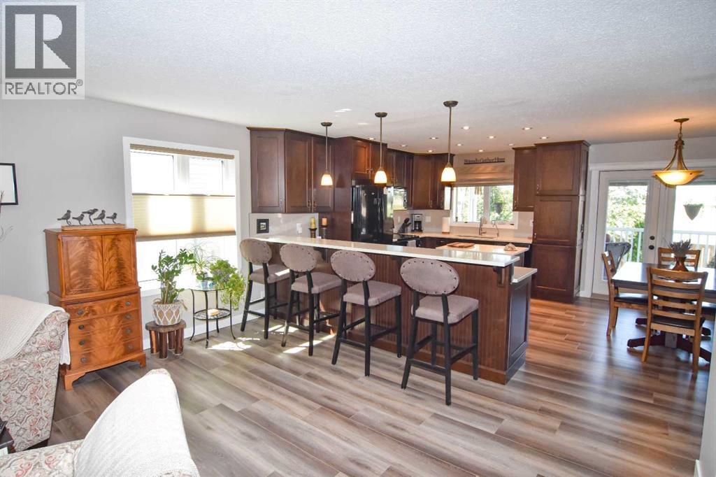 254 Maple Grove Crescent, Strathmore, Alberta  T1P 1G2 - Photo 15 - A2328500