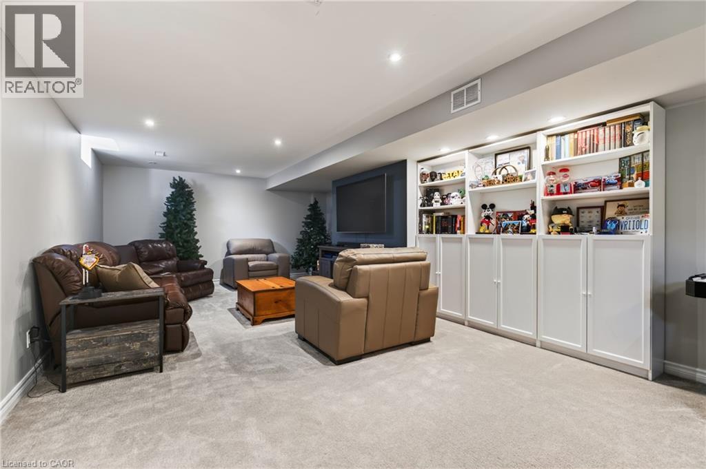 16 Watercliff Place, Stoney Creek, Ontario  L8E 6E5 - Photo 44 - 40849388