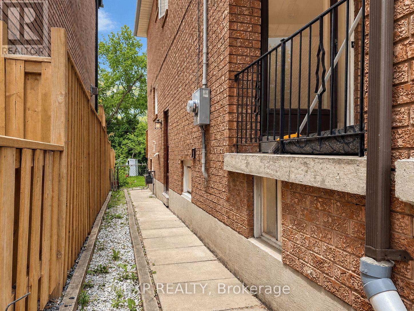 Lower - 115 Donside Drive, Toronto (Clairlea-Birchmount), Ontario  M1L 1P9 - Photo 8 - E13581332