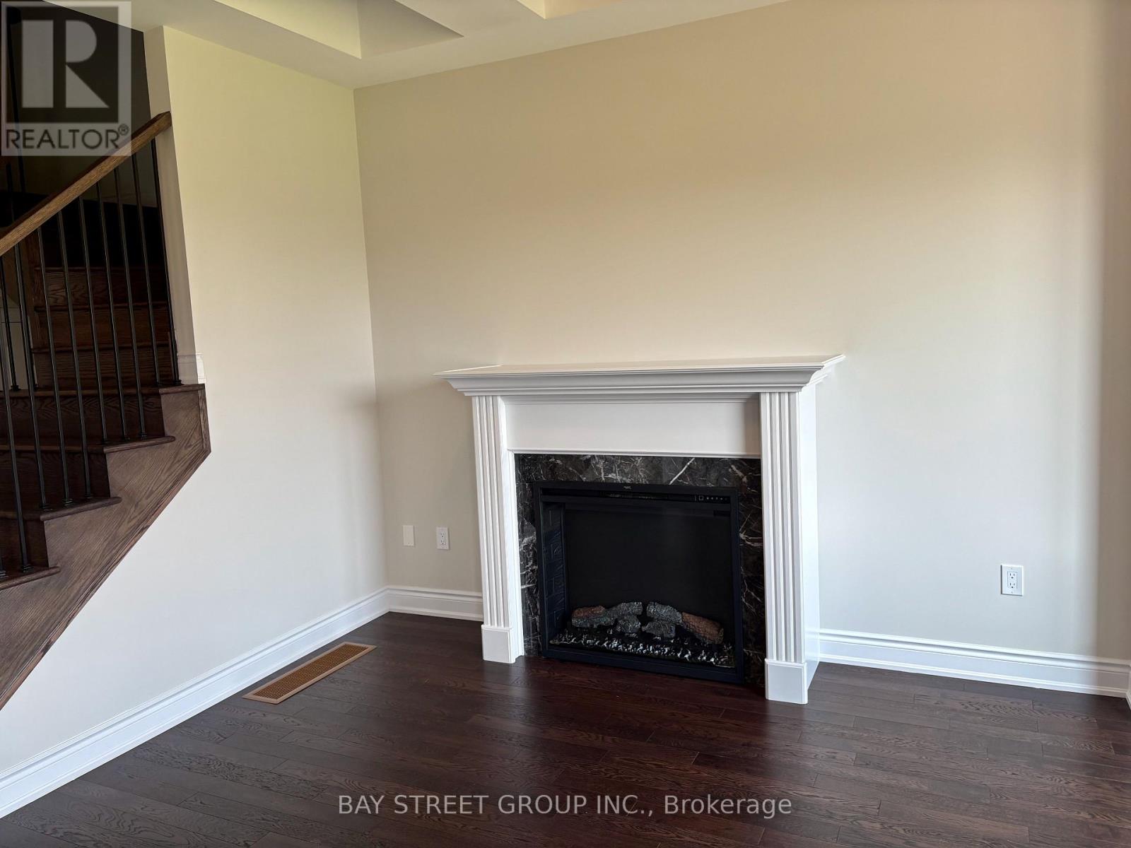 3085 Perkins Way, Oakville, Ontario L6H 7Z5 - Photo 7 - W13581344