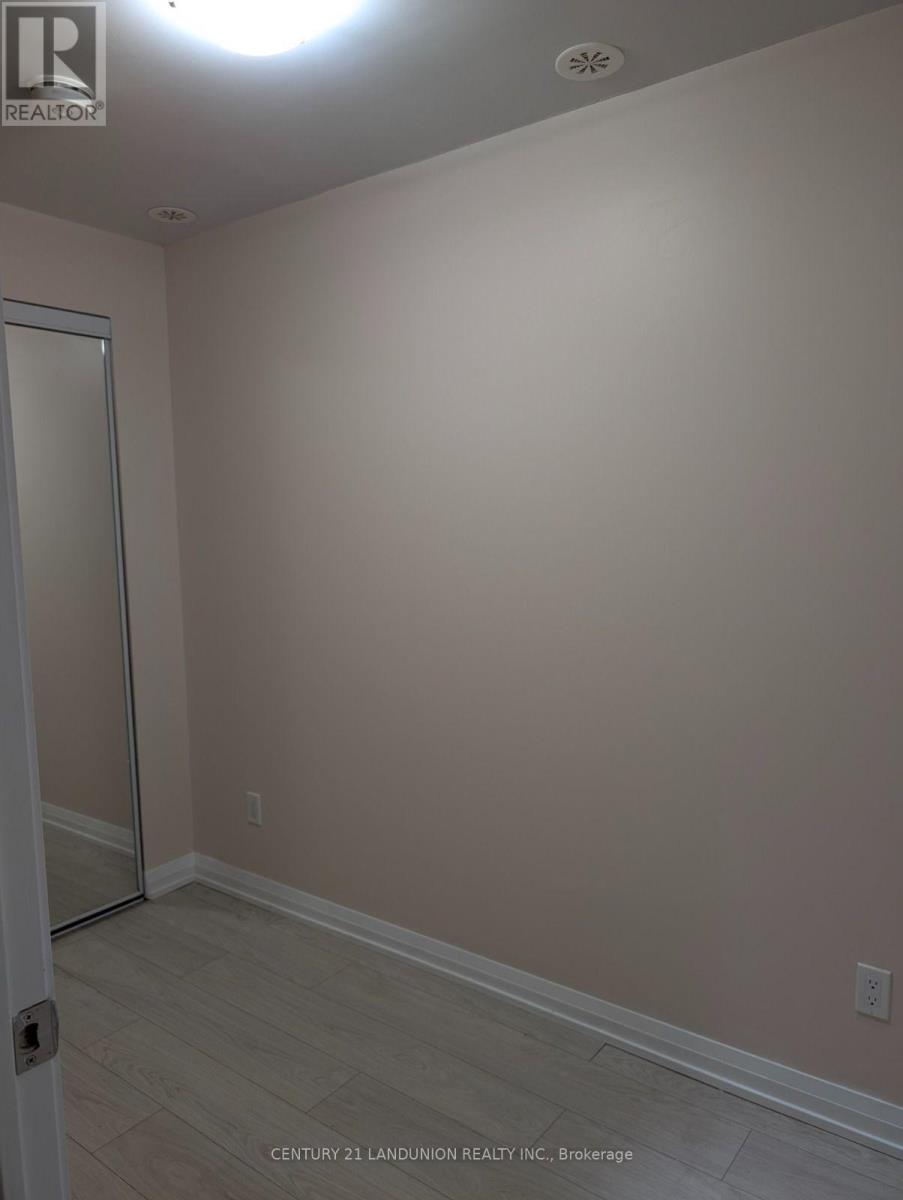 38 - 1050 Portage Parkway, Vaughan, Ontario L4K 0K3 - Photo 15 - N13552232
