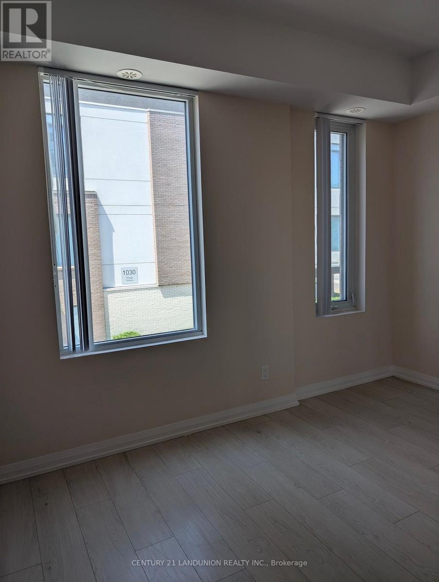 38 - 1050 Portage Parkway, Vaughan, Ontario L4K 0K3 - Photo 3 - N13552232