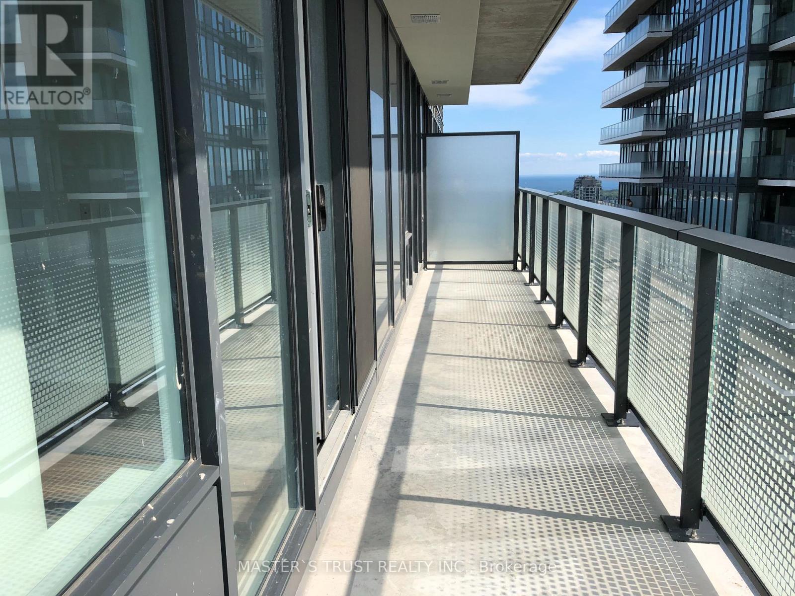 3705 - 125 Blue Jays Way, Toronto, Ontario M5V 0N5 - Photo 8 - C13581358