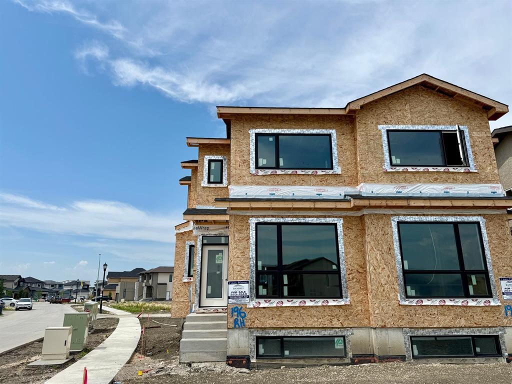 196 Ruth Crossing, Winnipeg, Manitoba  R3Y 2K5 - Photo 2 - 202616993