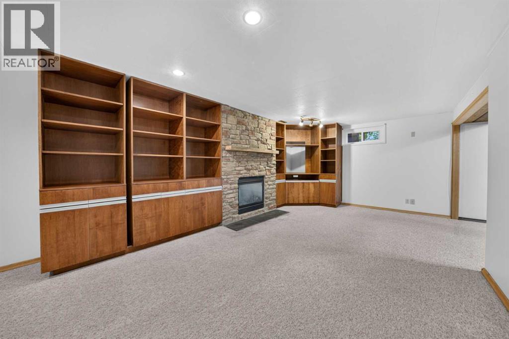 135 Huntcroft Way Ne, Calgary, Alberta  T2K 4E4 - Photo 42 - A2329692