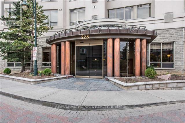 1803 - 228 Bonis Avenue, Toronto, Ontario  M1T 3W4 - Photo 3 - E13581380