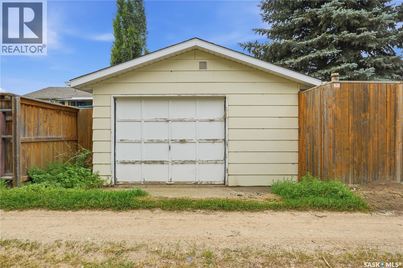 1645 Smith Street, Moose Jaw, Saskatchewan  S6K 1A7 - Photo 44 - SK042874