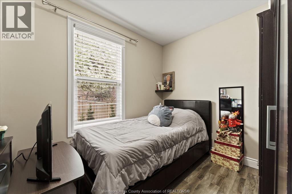 2563 Meldrum, Windsor, Ontario N8W 4E9 - Photo 15 - 26015441