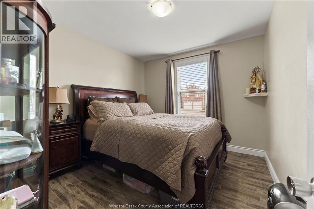 2563 Meldrum, Windsor, Ontario N8W 4E9 - Photo 16 - 26015441