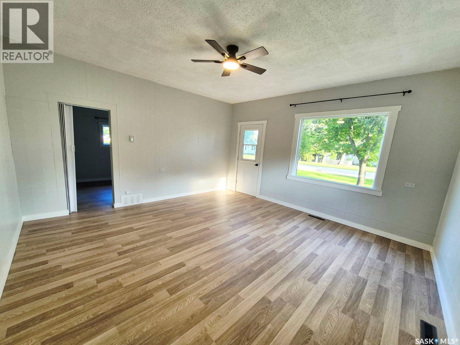 310 Main Street, White Fox, Saskatchewan  S0J 3B0 - Photo 6 - SK043024
