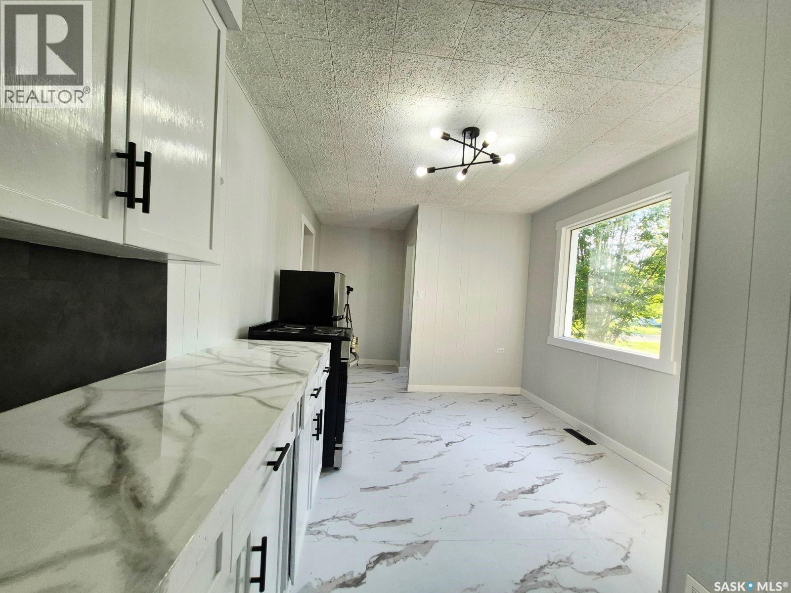 310 Main Street, White Fox, Saskatchewan  S0J 3B0 - Photo 8 - SK043024