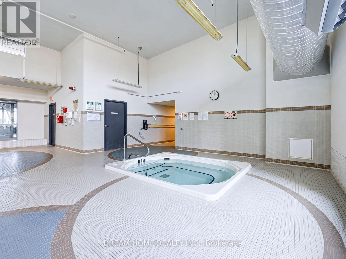 17 Town Centre Court, Toronto, Ontario M1P 0B3 - Photo 40 - E13581410