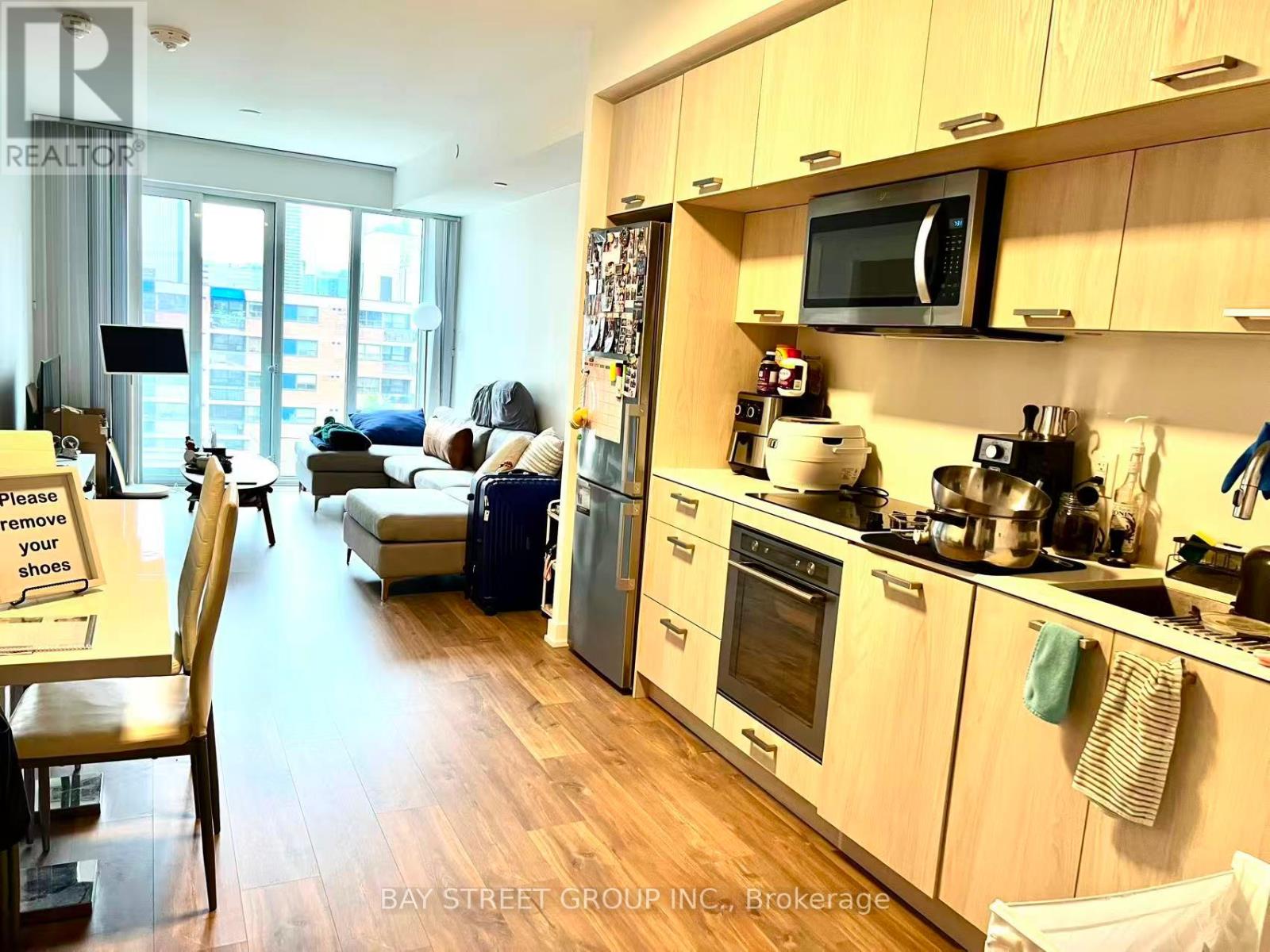 906 - 50 Mccaul Street, Toronto, Ontario M5T 0B6 - Photo 6 - C13581426