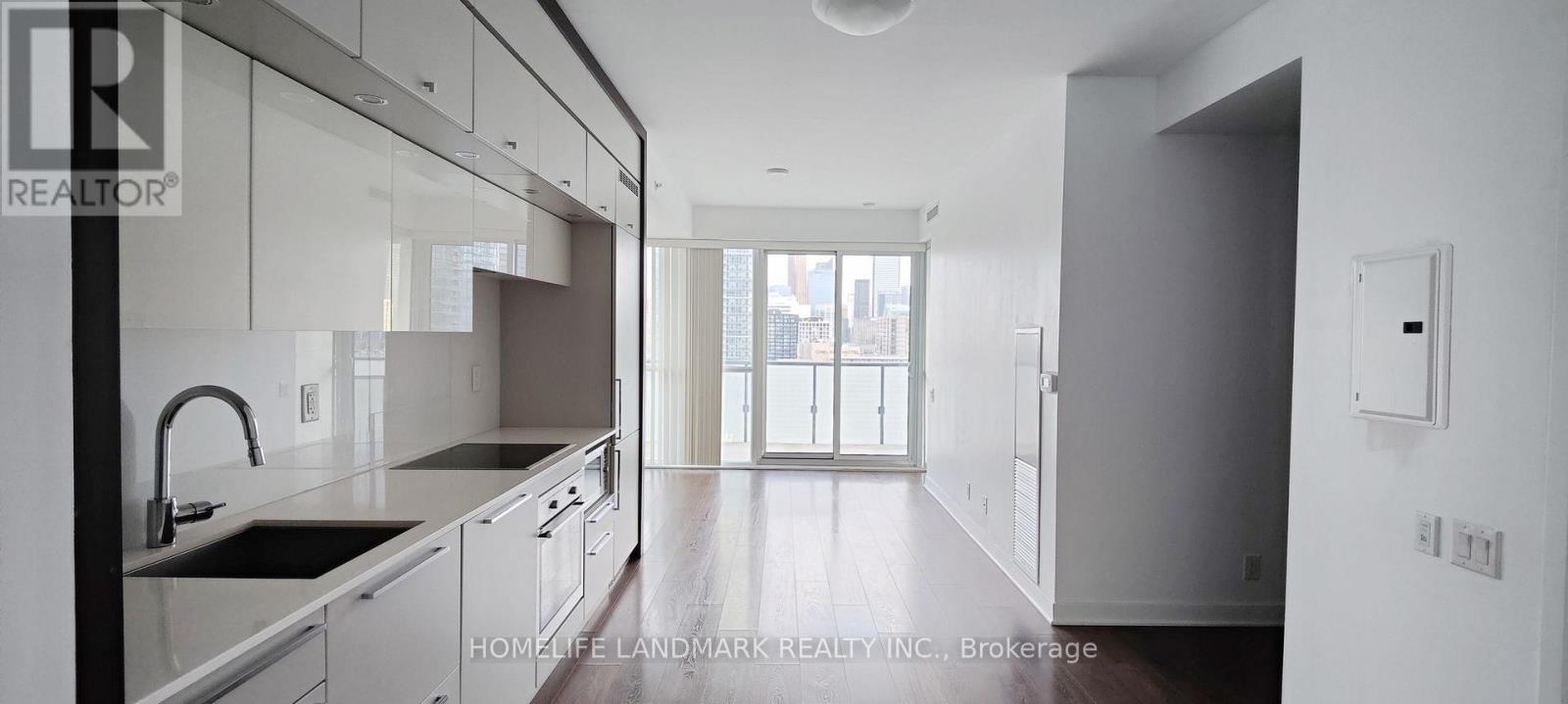 2411 - 15 Grenville Street, Toronto, Ontario M4Y 1A1 - Photo 3 - C13581440