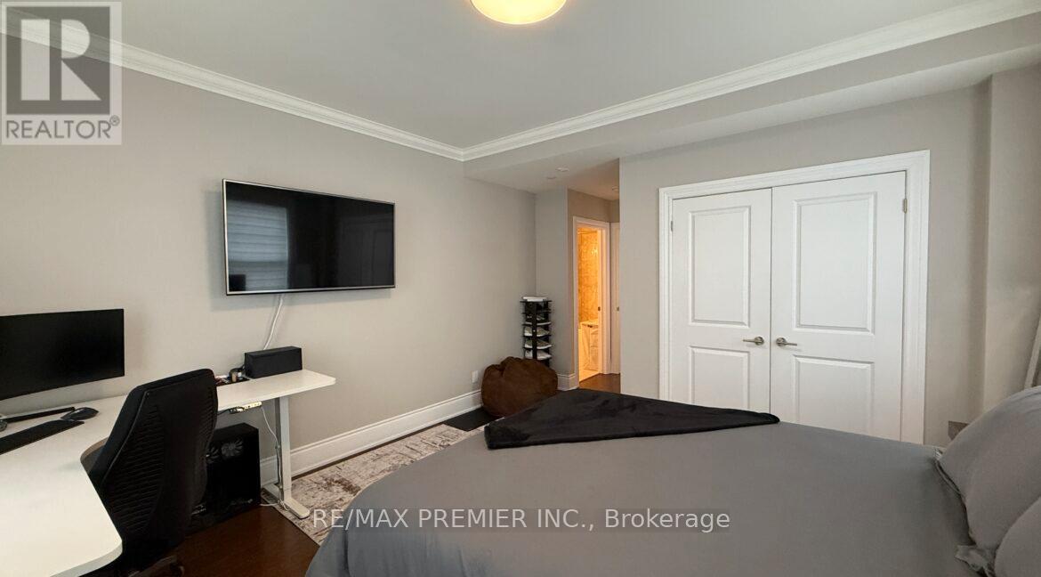 212 - 10360 Islington Avenue, Vaughan, Ontario L0J 1C0 - Photo 8 - N13581448