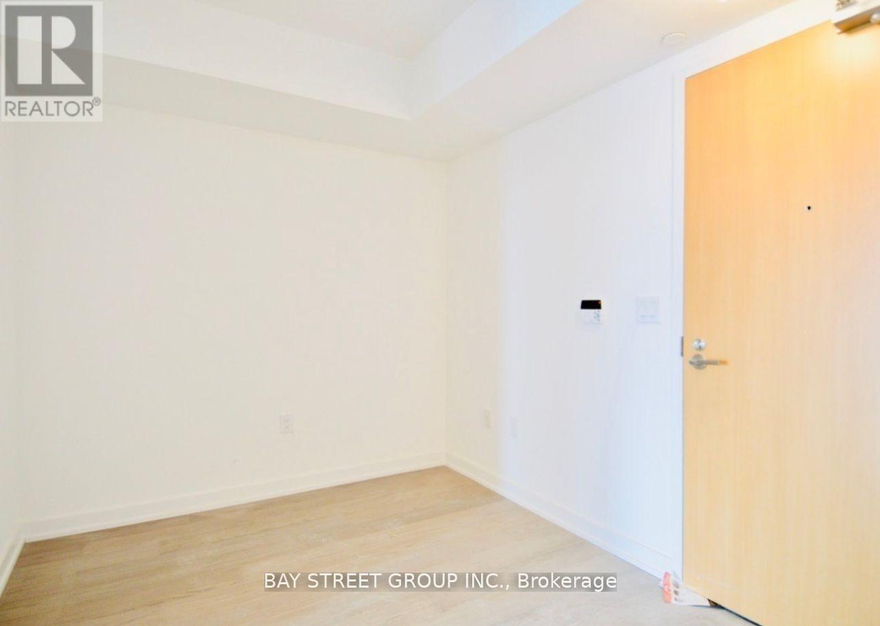 4109 - 11 Wellesley Street W, Toronto, Ontario M4Y 1E8 - Photo 3 - C13581462