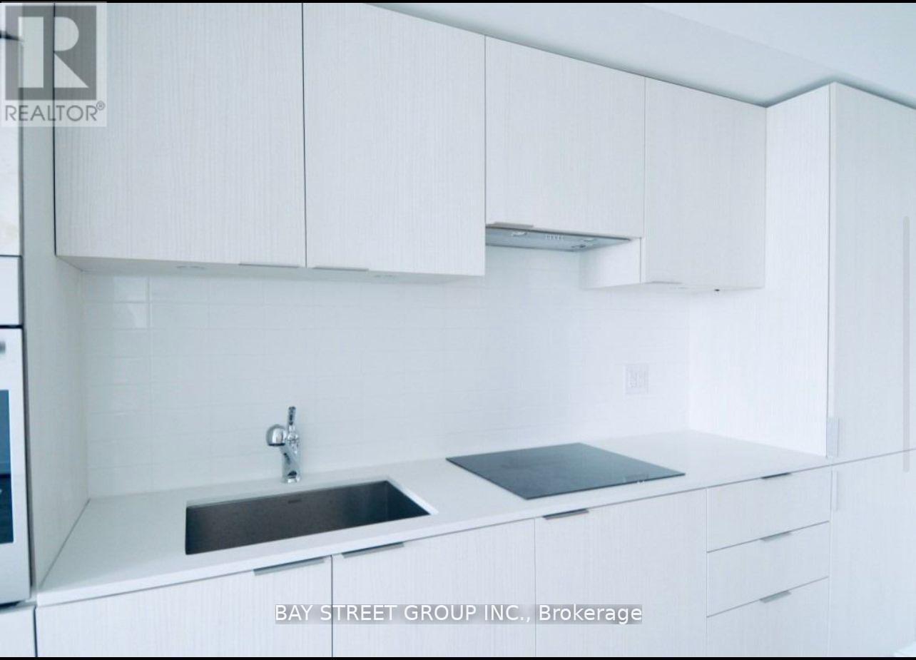 4109 - 11 Wellesley Street W, Toronto, Ontario M4Y 1E8 - Photo 5 - C13581462