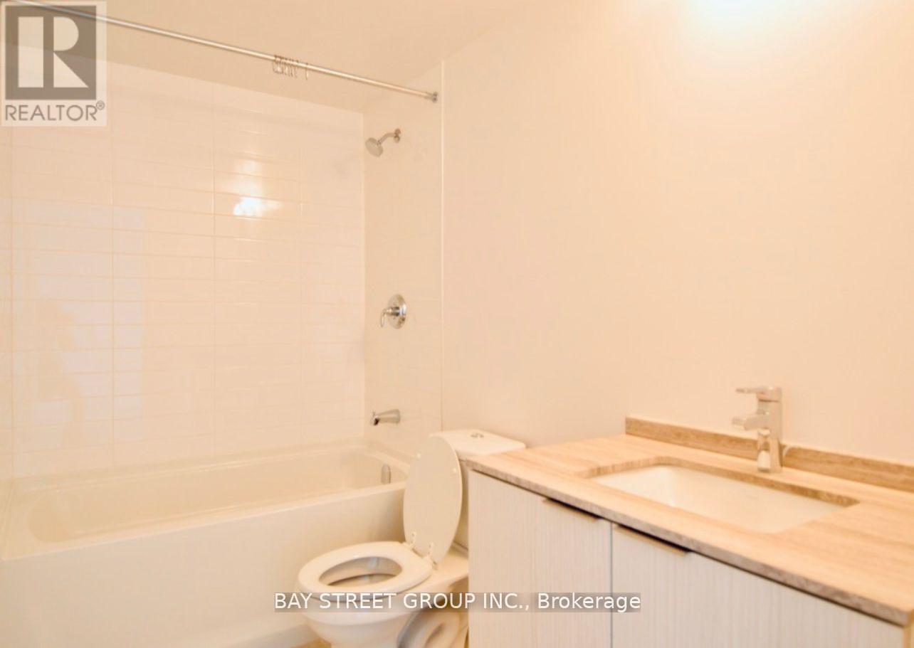 4109 - 11 Wellesley Street W, Toronto, Ontario M4Y 1E8 - Photo 7 - C13581462
