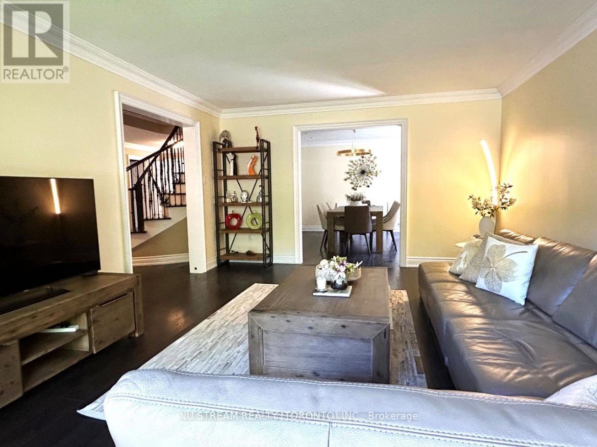 31 Ashfield Drive, Richmond Hill, Ontario L4E 2L6 - Photo 16 - N13581482