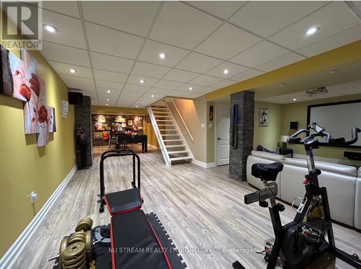 31 Ashfield Drive, Richmond Hill, Ontario L4E 2L6 - Photo 33 - N13581482