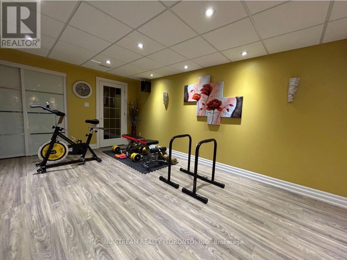 31 Ashfield Drive, Richmond Hill, Ontario L4E 2L6 - Photo 35 - N13581482