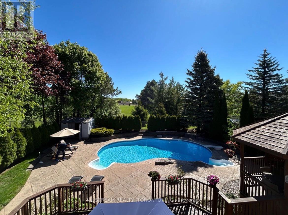 31 Ashfield Drive, Richmond Hill, Ontario L4E 2L6 - Photo 41 - N13581482