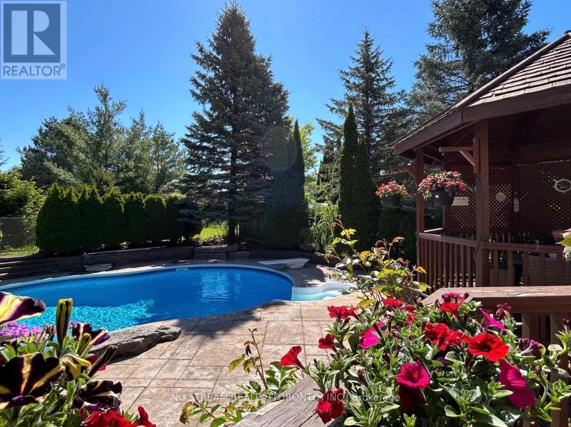 31 Ashfield Drive, Richmond Hill, Ontario L4E 2L6 - Photo 43 - N13581482