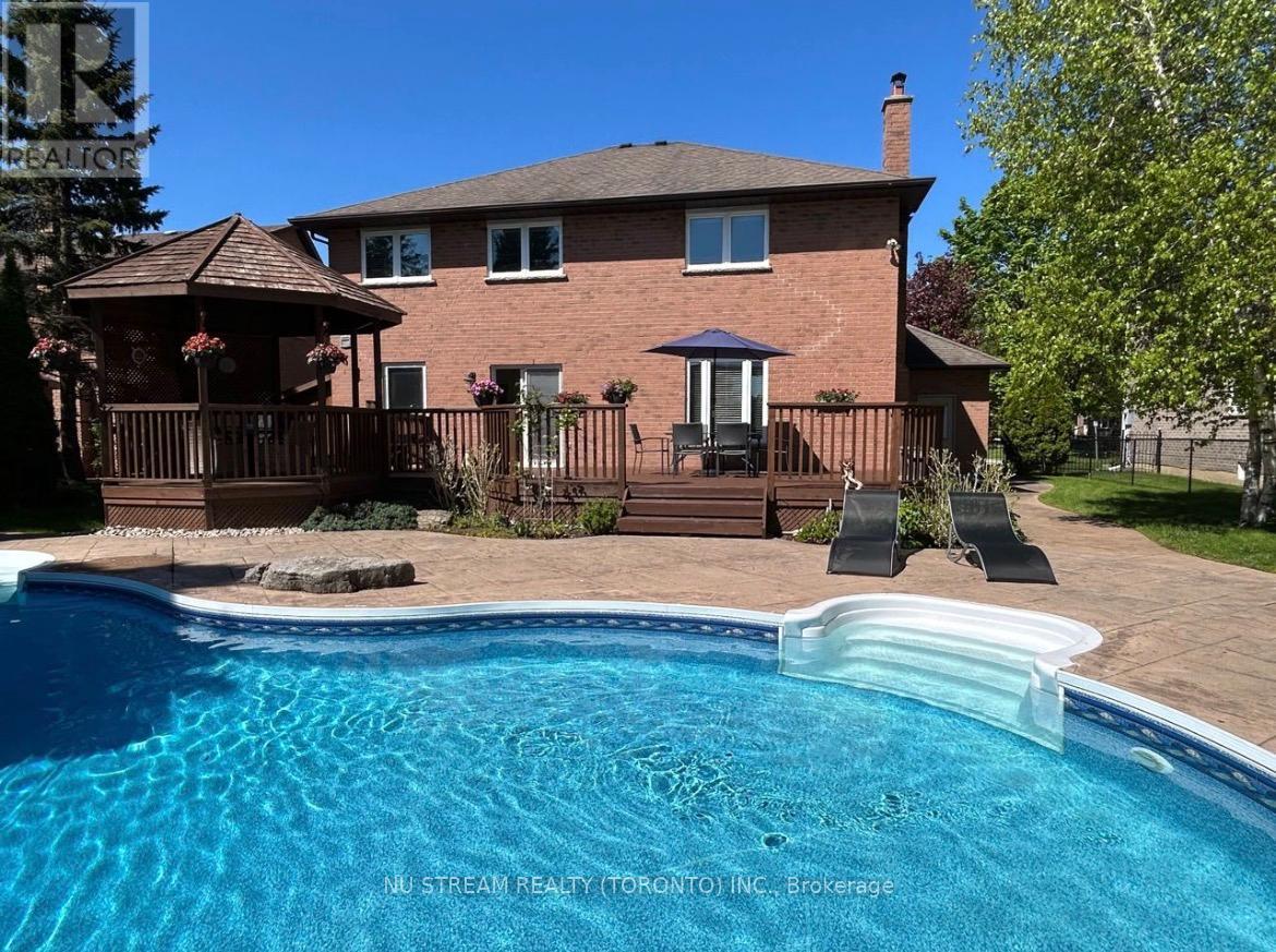 31 Ashfield Drive, Richmond Hill, Ontario L4E 2L6 - Photo 48 - N13581482
