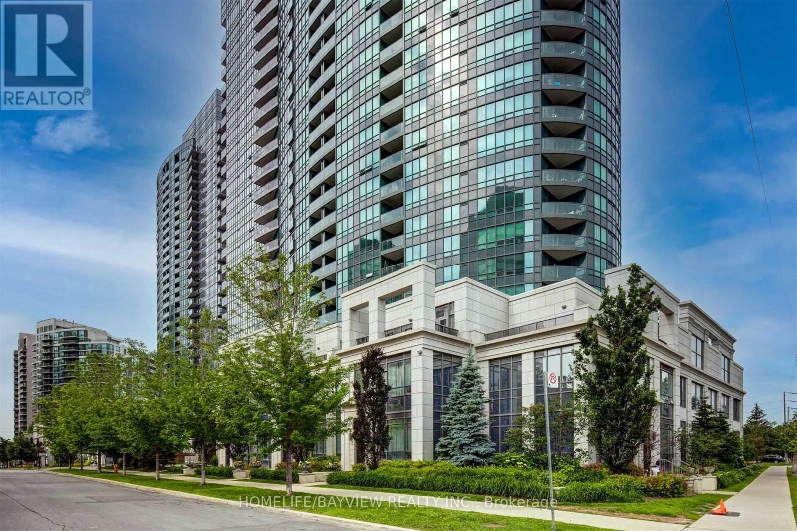 715 - 25 GREENVIEW AVENUE, Toronto, Ontario