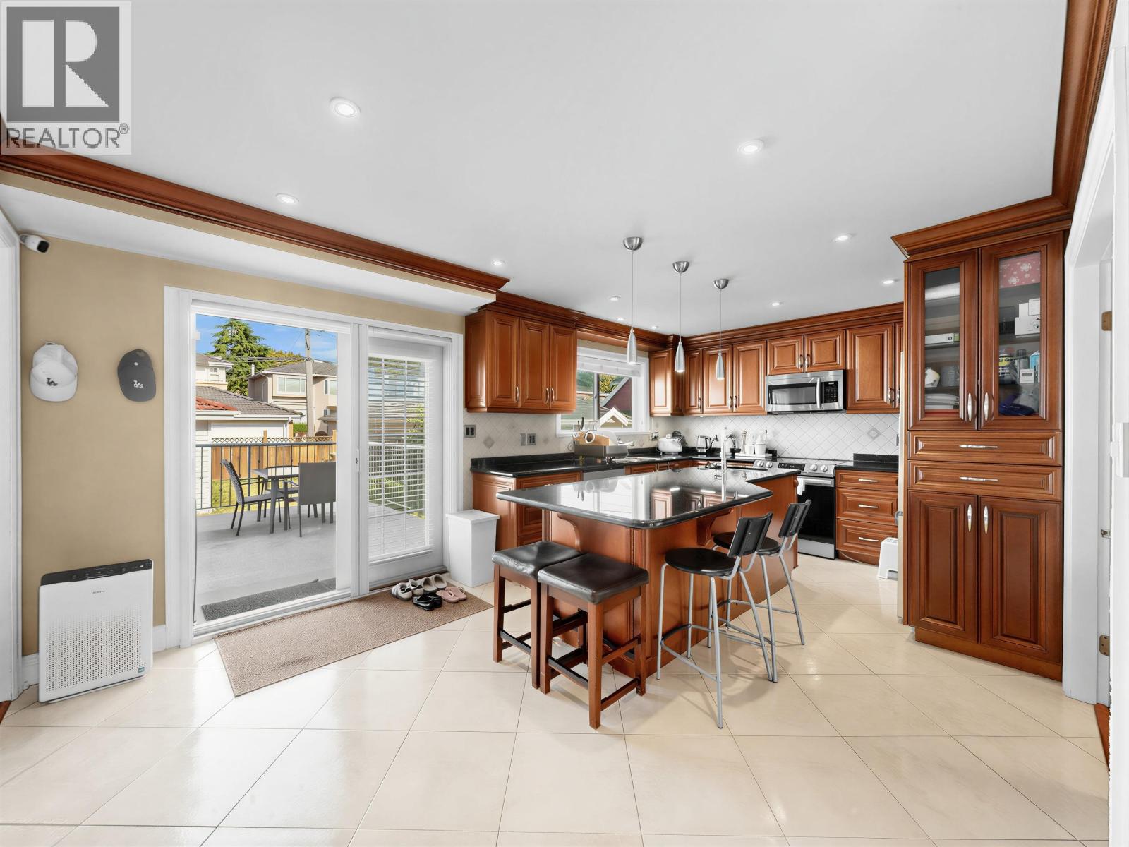 6332 Brooks Street, Vancouver, British Columbia V5S 3J4 - Photo 6 - R3145456