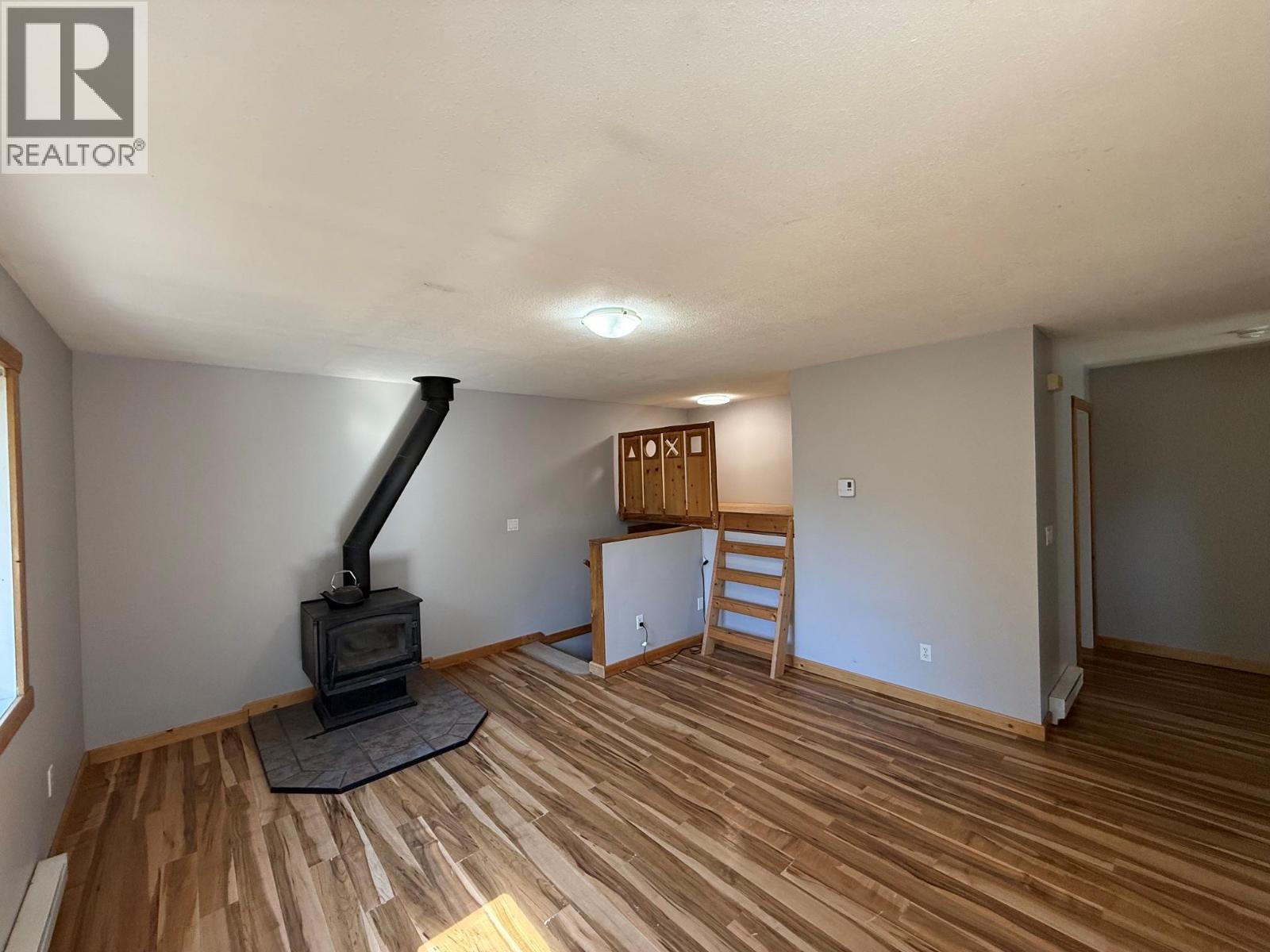 4385 Mountain Road, Barriere, British Columbia V0E 1E0 - Photo 6 - 10382908