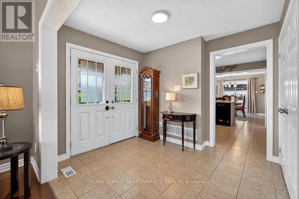 2423 Regatta Avenue, Ottawa, Ontario  K2J 0T7 - Photo 4 - X13578646
