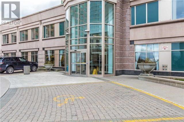 Ph305 - 1 Lee Centre Drive, Toronto, Ontario M1H 3J2 - Photo 2 - E13581514
