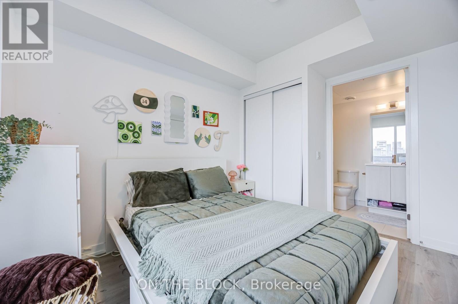 2801 - 138 Downes Street, Toronto, Ontario  M5E 0E4 - Photo 11 - C13571854
