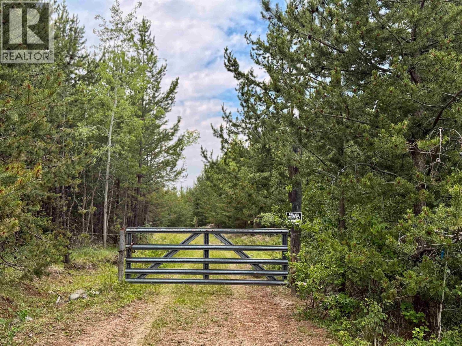 Dl 3803 Hinchie Road, 100 Mile House, British Columbia V0K 2K0 - Photo 21 - R3147732