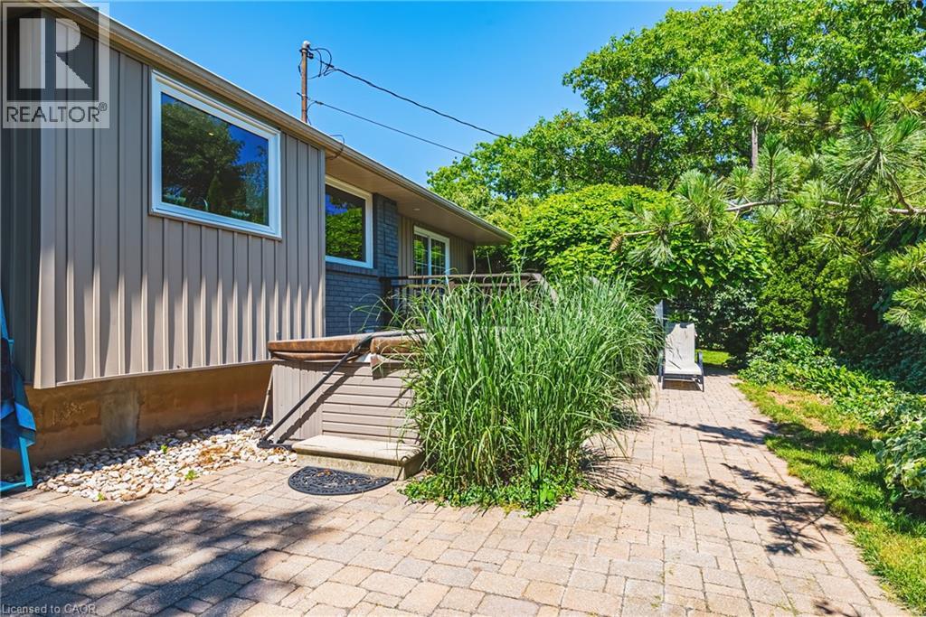 3384 Manfred Drive, Burlington, Ontario  L7N 2N7 - Photo 42 - 40847452