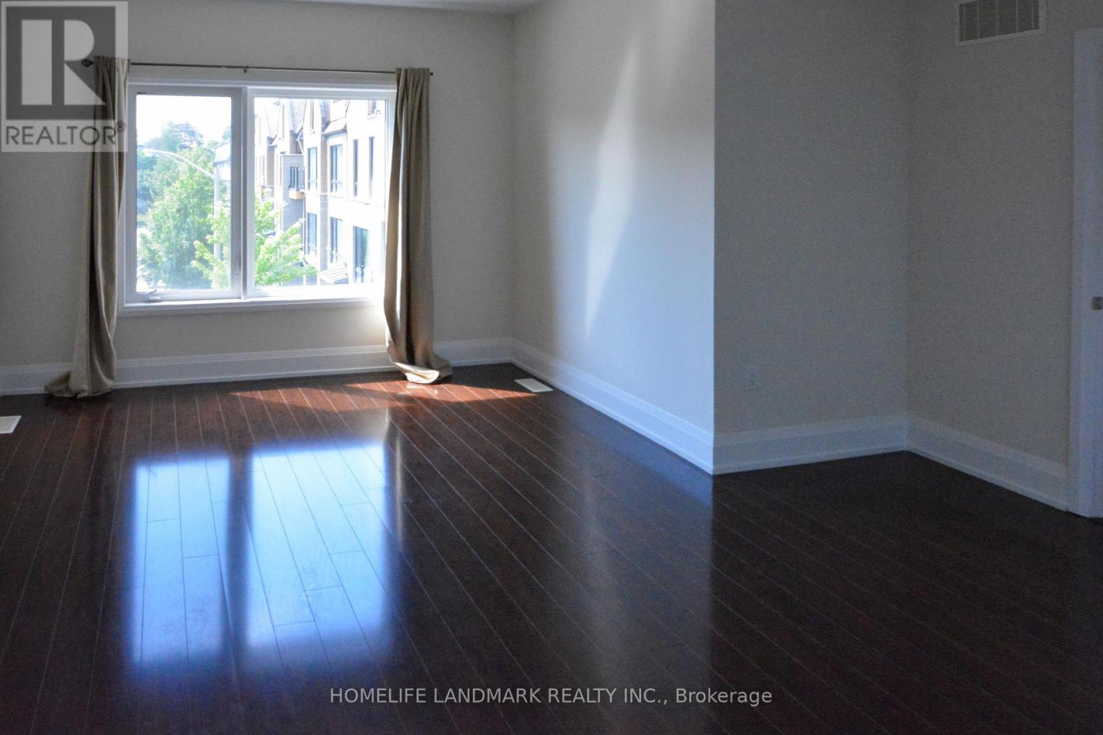 21 Kenneth Wood Crescent, Toronto, Ontario M2N 0K3 - Photo 10 - C13552522