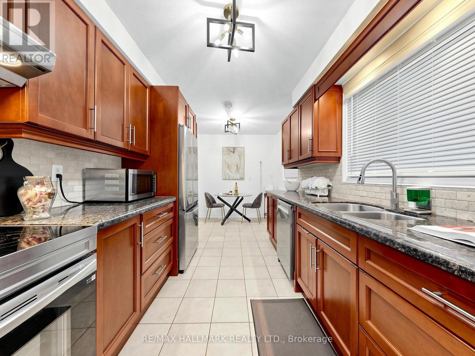 472 Brownridge Drive, Vaughan, Ontario L4J 5Z9 - Photo 11 - N13579944