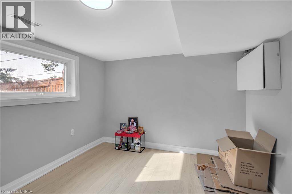 19 Broad Street, Brantford, Ontario  N3R 7E1 - Photo 23 - 40848181