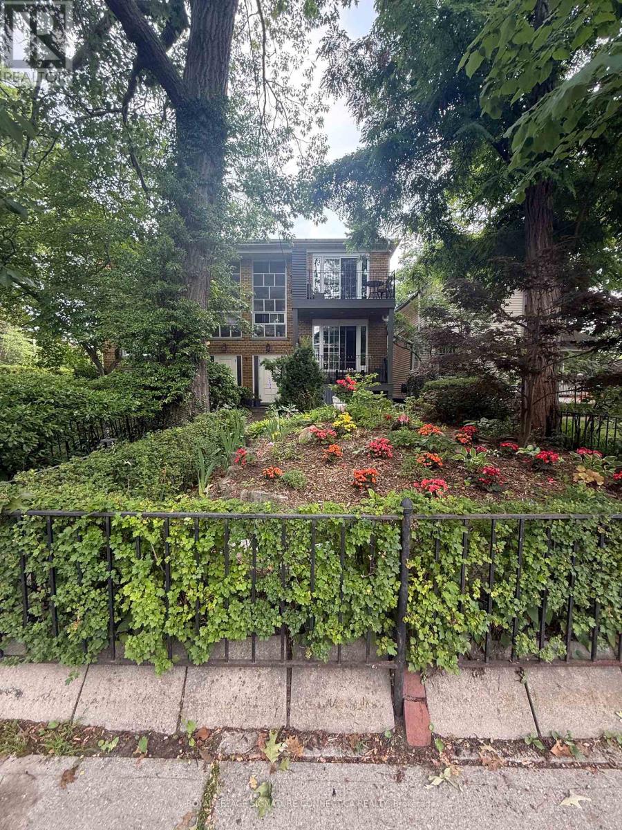Lower - 185 Silver Birch Avenue, Toronto, Ontario  M4E 3L3 - Photo 11 - E13581610