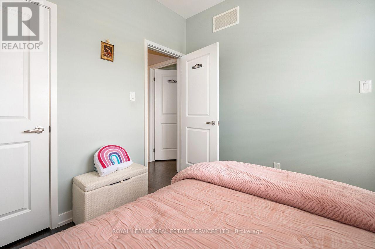 3041 Ernest Appelbe Boulevard, Oakville, Ontario  L6H 0N8 - Photo 41 - W13580378