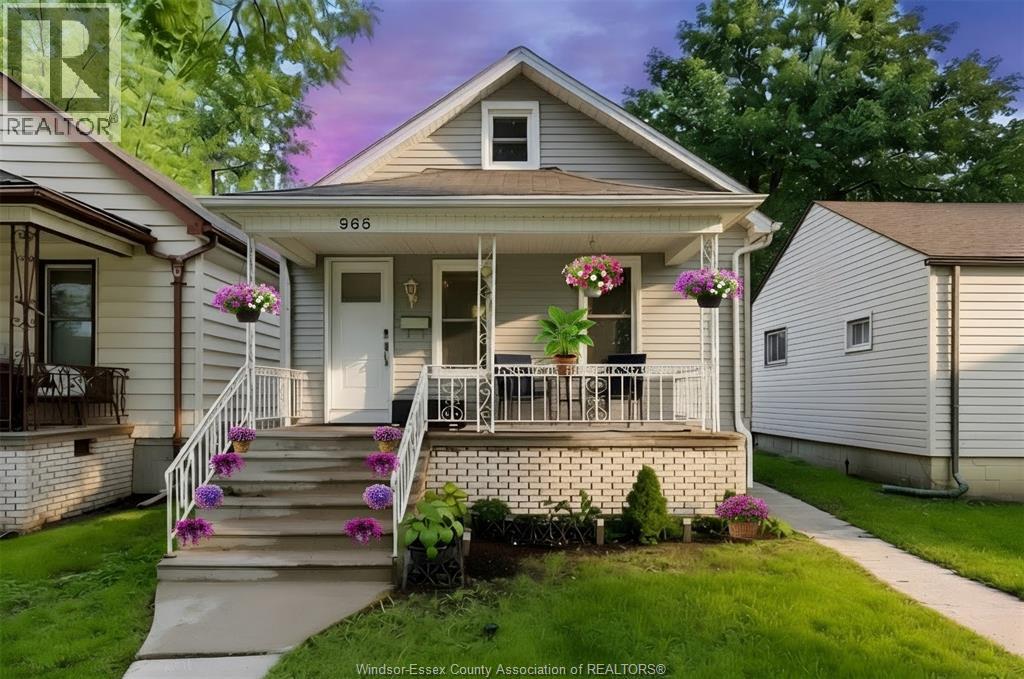 965 BRIDGE AVENUE, Windsor, Ontario