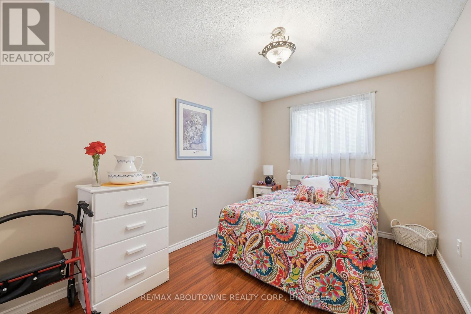 2339 Gillingham Drive, Burlington, Ontario L7P 4G5 - Photo 16 - W13581590
