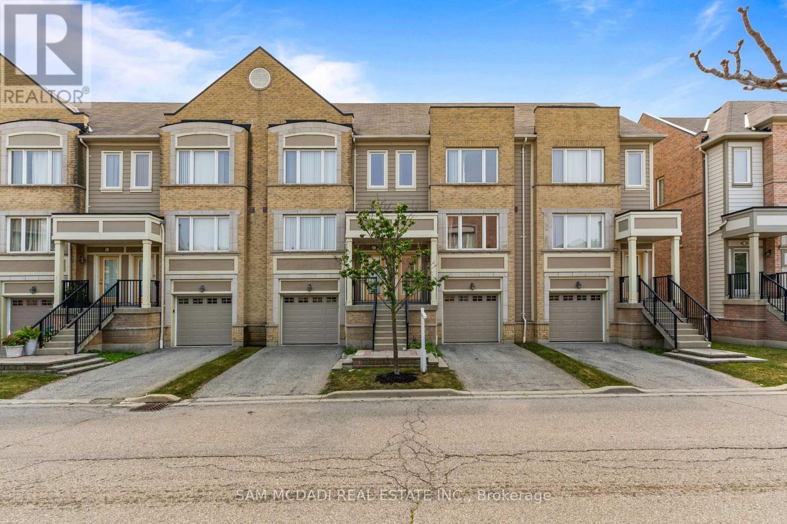 55 - 3050 ERIN CENTRE BOULEVARD, Mississauga, Ontario
