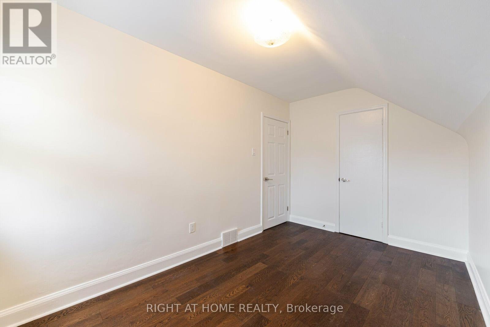 154 Martin Grove Road, Toronto, Ontario  M9B 4K9 - Photo 23 - W13581618