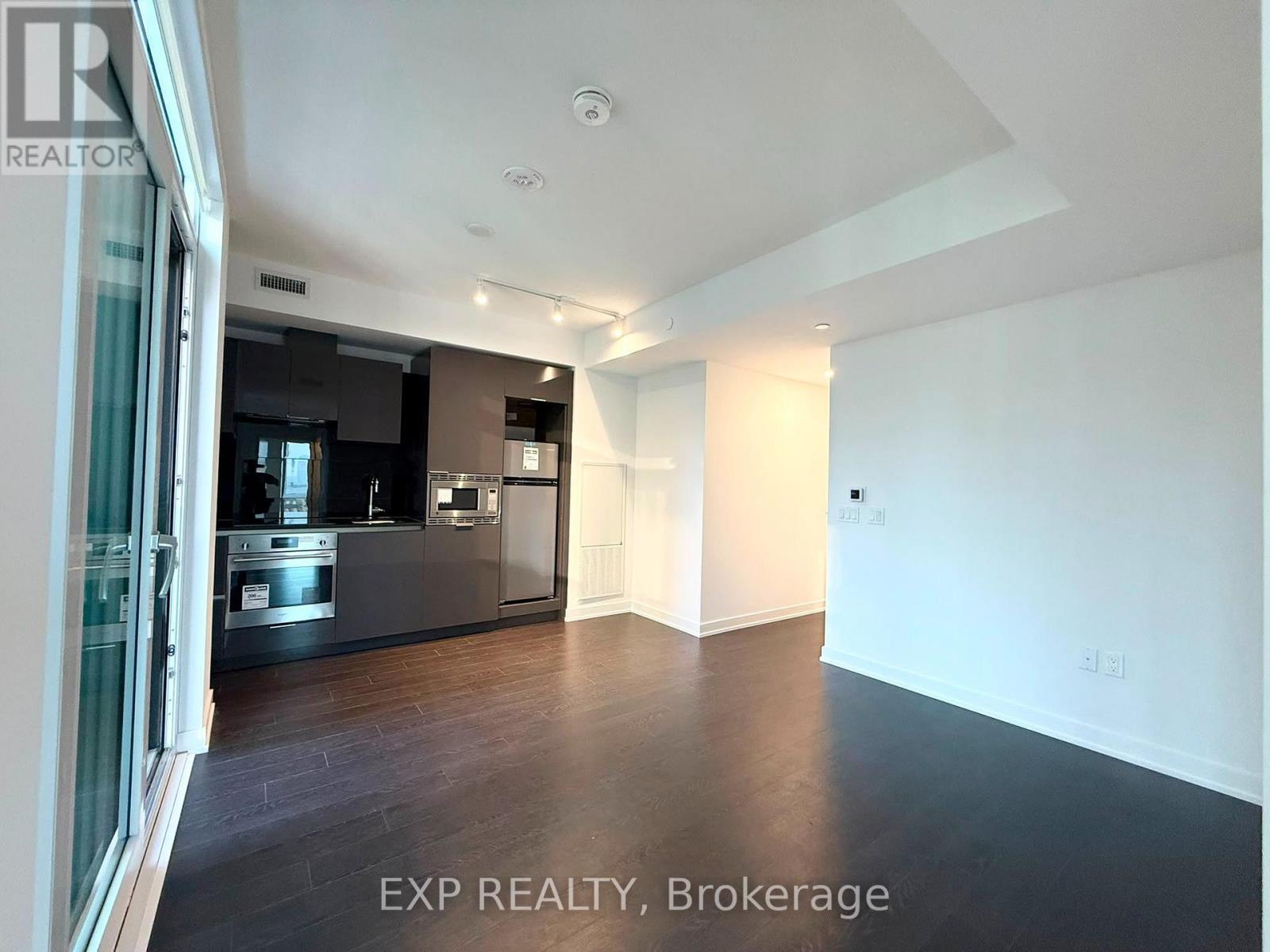 1903 - 238 Simcoe Street, Toronto, Ontario  M5T 0E2 - Photo 8 - C13580542