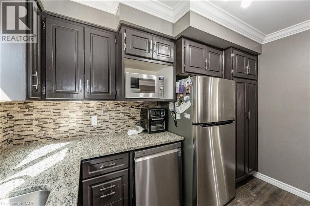 345 Westwood Drive, Kitchener, Ontario  N2M 2L3 - Photo 5 - 40849405