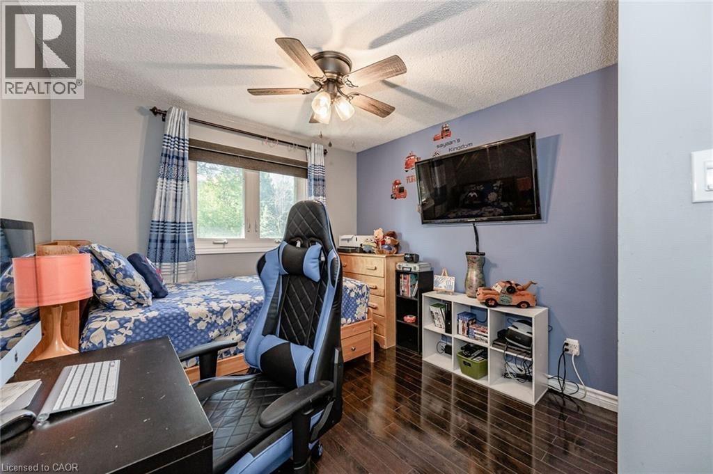 345 Westwood Drive, Kitchener, Ontario  N2M 2L3 - Photo 13 - 40849405