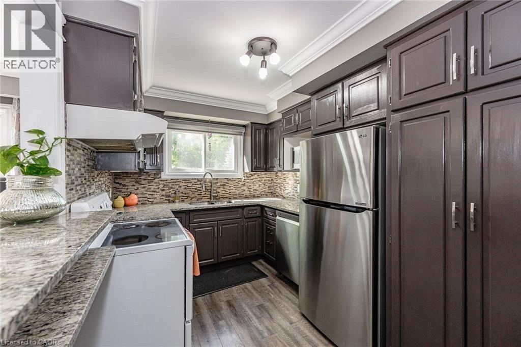 345 Westwood Drive, Kitchener, Ontario  N2M 2L3 - Photo 6 - 40849405